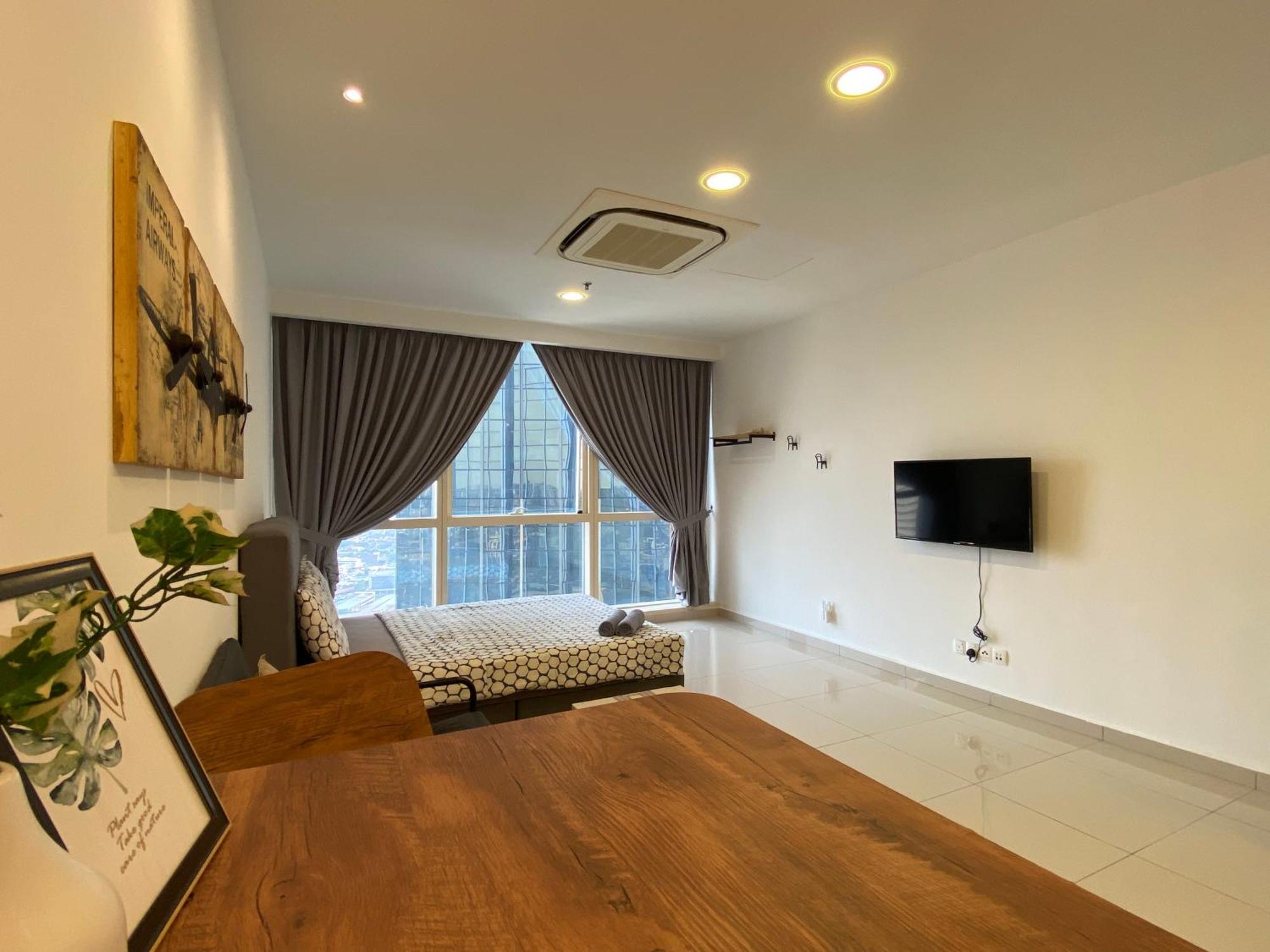 Pinnacle Pj @ Penguin Homes *