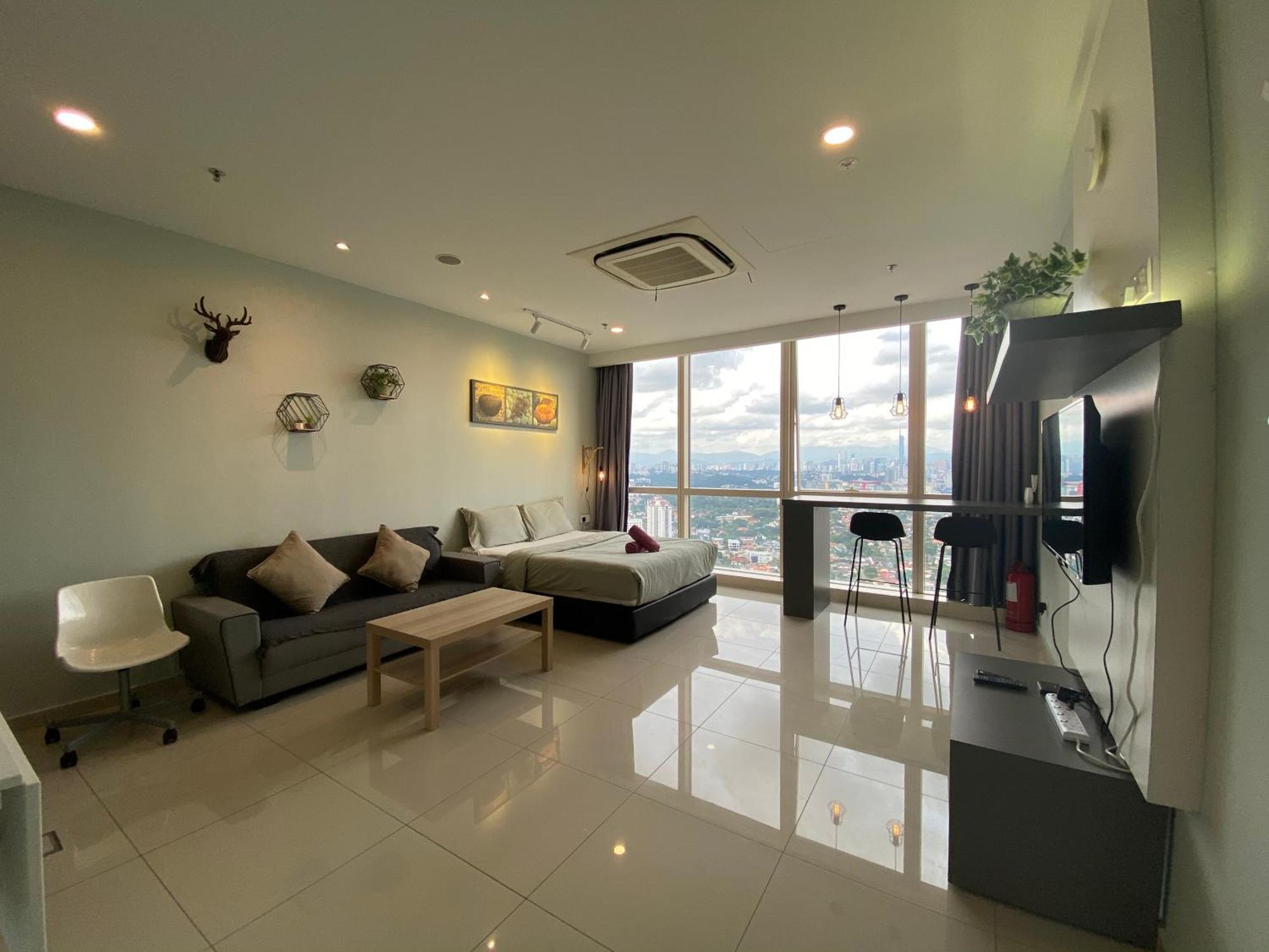 Pinnacle Pj @ Penguin Homes Apartment *